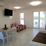 Bright Close To The Sea Apartamento